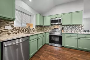 1561 Winter Park Ln, Lewisville, TX 75077 - Photo 19