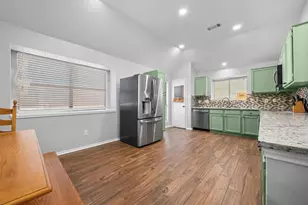 1561 Winter Park Ln, Lewisville, TX 75077 - Photo 15