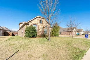 9101 Waters Ln, Rowlett, TX 75089 - Photo 3