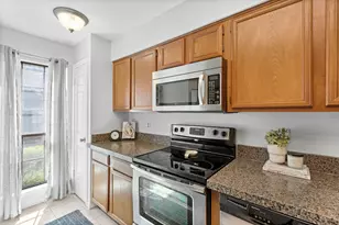 9910 Royal Ln, Dallas, TX 75231 - Photo 9