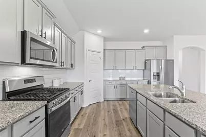 2920 Pinecrest Drive, Aubrey, TX 76227 - Photo 9