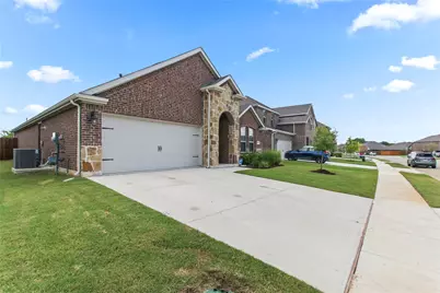 2920 Pinecrest Drive, Aubrey, TX 76227 - Photo 3