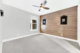 4060 Spring Valley Rd, Farmers Branch, TX 75244 - Photo 7