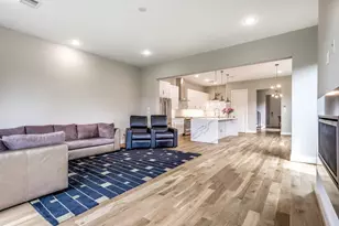 2435 Vagas St, Dallas, TX 75219 - Photo 5