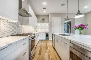 2435 Vagas St, Dallas, TX 75219 - Photo 9