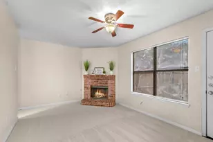 1722 Circle Creek Dr, Lewisville, TX 75067 - Photo 11