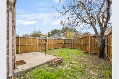 1722 Circle Creek Drive, Lewisville, TX 75067 - Photo 23