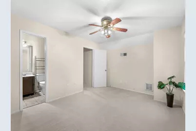 1722 Circle Creek Drive, Lewisville, TX 75067 - Photo 15