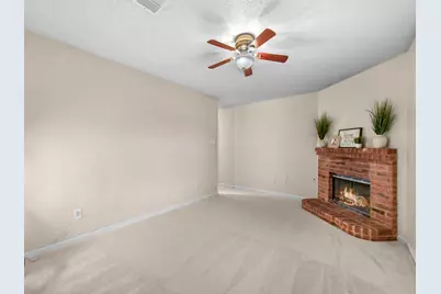 1722 Circle Creek Drive, Lewisville, TX 75067 - Photo 9