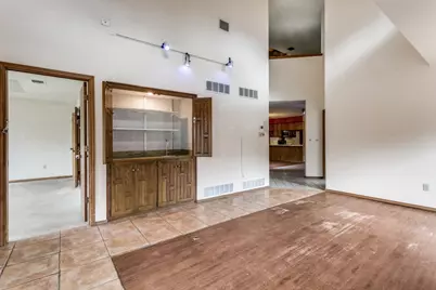 213 Oak Hill Drive, Trophy Club, TX 76262 - Photo 5