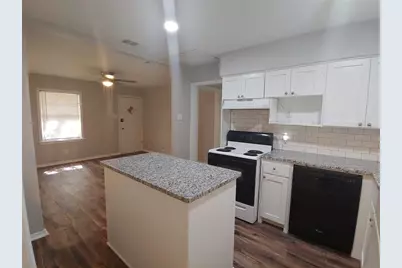 2347 Village Way, Dallas, TX 75216 - Photo 1