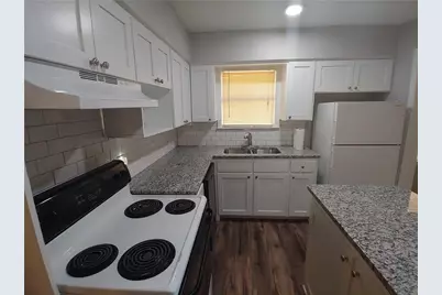 2347 Village Way, Dallas, TX 75216 - Photo 9