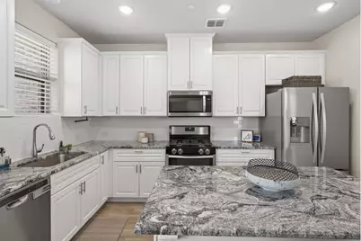 1042 Mj Brown Street, Allen, TX 75002 - Photo 5