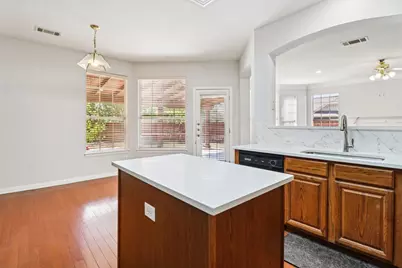 1429 Indian Springs, Carrollton, TX 75007 - Photo 13