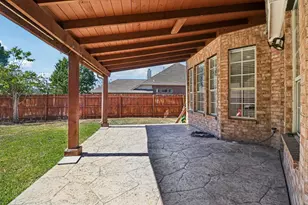 1429 Indian Springs, Carrollton, TX 75007 - Photo 37