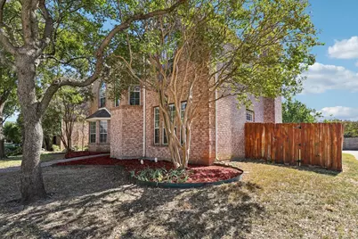 1429 Indian Springs, Carrollton, TX 75007 - Photo 3