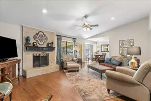 3402 Hialeah Dr, Arlington, TX 76017 - Photo 11