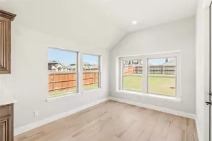 214 Memory Ln, Waxahachie, TX 75165 - Photo 15