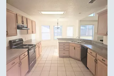 885 Stafford Station Drive, Saginaw, TX 76131 - Photo 5