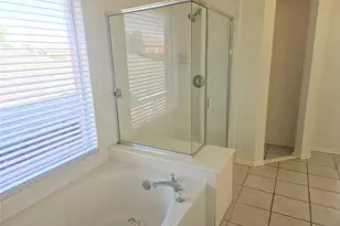 885 Stafford Station Dr, Saginaw, TX 76131 - Photo 23