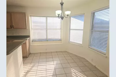 885 Stafford Station Drive, Saginaw, TX 76131 - Photo 9