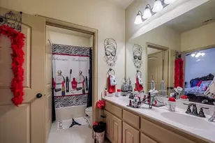 636 Possom Trot Hollow Rd, Whitewright, TX 75491 - Photo 33