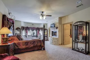 636 Possom Trot Hollow Rd, Whitewright, TX 75491 - Photo 13