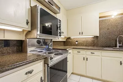 5338 Wonder Drive, Fort Worth, TX 76133 - Photo 13