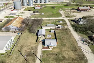 119 S Falls St, Mart, TX 76664 - Photo 27