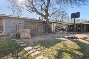 7109 Nutmeg Ln, Dallas, TX 75249 - Photo 19