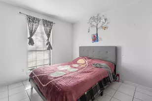 7109 Nutmeg Ln, Dallas, TX 75249 - Photo 11