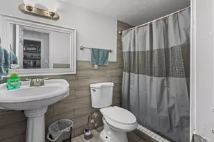 7109 Nutmeg Ln, Dallas, TX 75249 - Photo 13