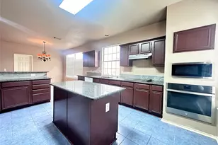 8801 Vernon Ct, Plano, TX 75025 - Photo 11