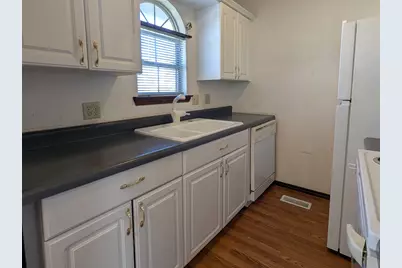 8161 Deer View Circle, Granbury, TX 76049 - Photo 13