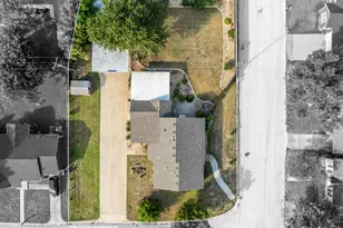 1500 W 10th St, McGregor, TX 76657 - Photo 31