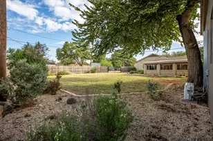 1500 W 10th St, McGregor, TX 76657 - Photo 29