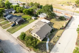1500 W 10th St, McGregor, TX 76657 - Photo 31