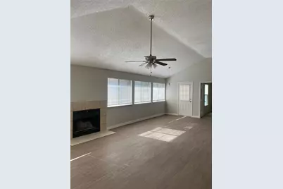 6737 Mattney Circle, Dallas, TX 75237 - Photo 3