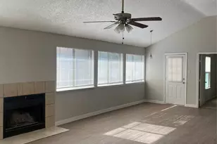 6737 Mattney Cir, Dallas, TX 75237 - Photo 3