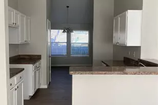 6737 Mattney Cir, Dallas, TX 75237 - Photo 7