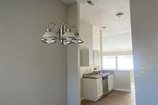 6737 Mattney Cir, Dallas, TX 75237 - Photo 9