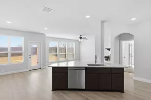 624 Pawprint Holw, Godley, TX 76044 - Photo 11