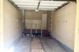 6219 Penrose Ave, Dallas, TX 75214 - Photo 17