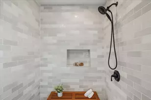 10037 Stoneleigh Dr, Benbrook, TX 76126 - Photo 17