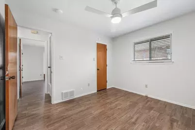 10037 Stoneleigh Drive, Benbrook, TX 76126 - Photo 25