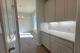 197 Mdw Vis Dr, New Fairview, TX 76078 - Photo 15