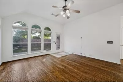 11580 Blackhawk Drive, Frisco, TX 75033 - Photo 9