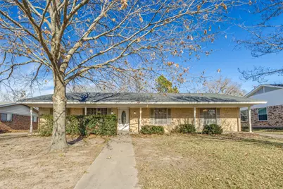 1405 Lakewood Drive, Sherman, TX 75092 - Photo 1