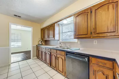 1405 Lakewood Drive, Sherman, TX 75092 - Photo 7