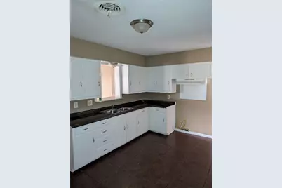 5453 Wayside Avenue, Fort Worth, TX 76134 - Photo 7